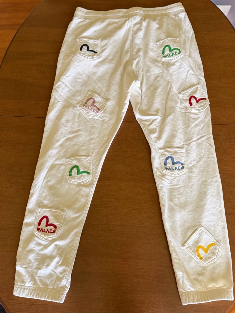 PALACE x Evisu Multi Pocket Joggers in White size XL - Picture 6 of 6